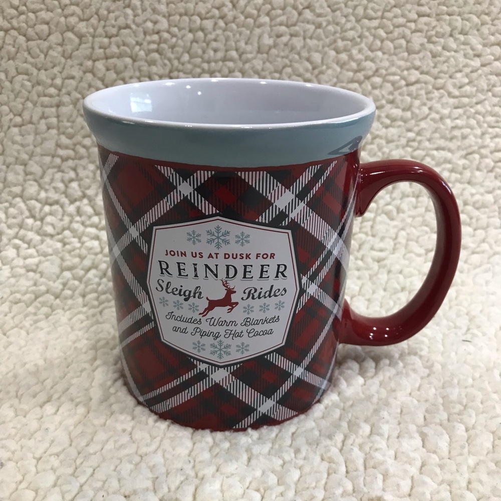 Christmas Coffee Tea Mug / Cup Plaid
Reindeer, Sleigh Rides, Warm Blankets Cocoa